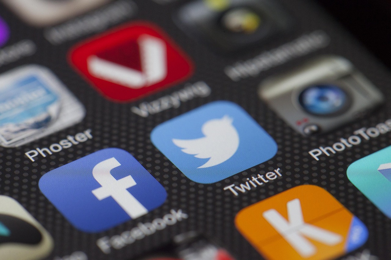 découvrez les réseaux sociaux décentralisés, une alternative innovante qui respecte la vie privée et favorise la liberté d'expression. rejoignez une communauté engagée où les utilisateurs contrôlent leurs données et interagissent sans censures.