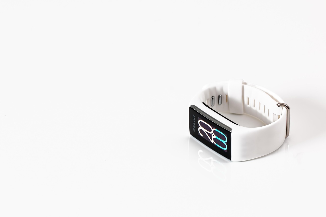 d&eacute;couvrez notre s&eacute;lection de fitness trackers pour suivre votre activit&eacute; physique, am&eacute;liorer vos performances et atteindre vos objectifs sant&eacute; facilement.