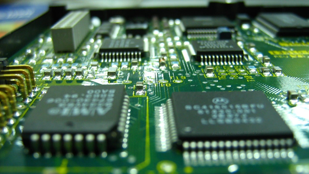 Tout savoir sur les composants indispensables pour monter son pc en 2025